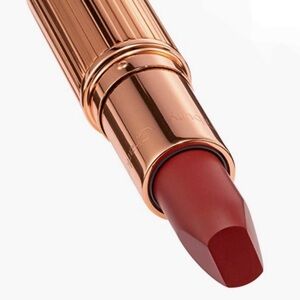 Charlotte TIlbury WALK OF NO SHAME Matte Revolution FULL SIZE Lipstick